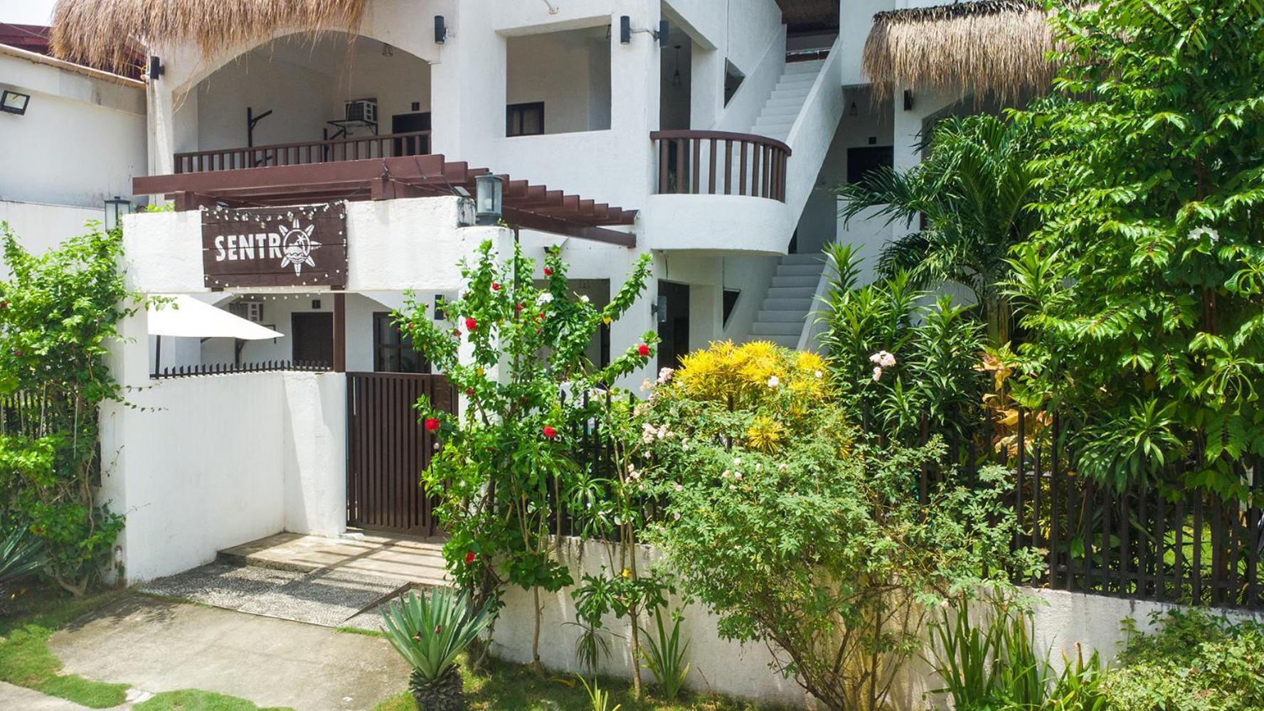 ג'נרל לונה Sentro Suites Siargao מראה חיצוני תמונה