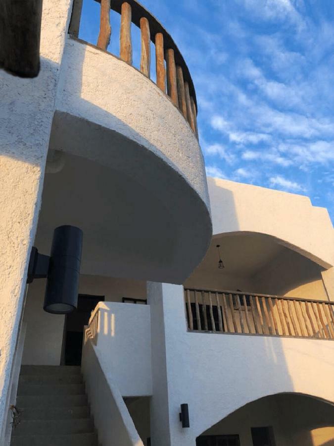 ג'נרל לונה Sentro Suites Siargao מראה חיצוני תמונה
