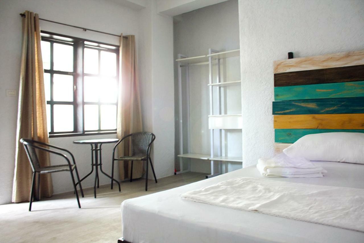 ג'נרל לונה Sentro Suites Siargao מראה חיצוני תמונה